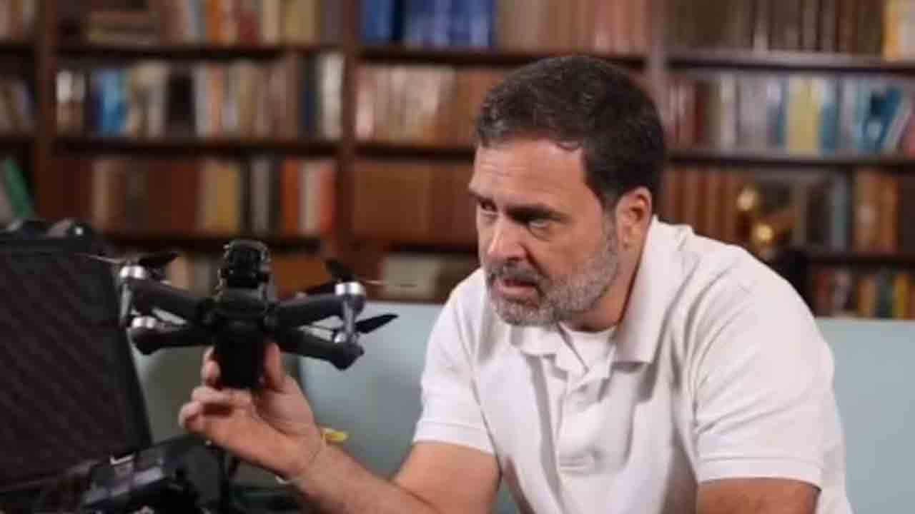 Rahul Gandhi | నిషేధిత చైనా డ్రోన్‌ ఎగరేసిన రాహుల్‌ గాంధీ.. వెల్లువెత్తిన విమర్శలు
