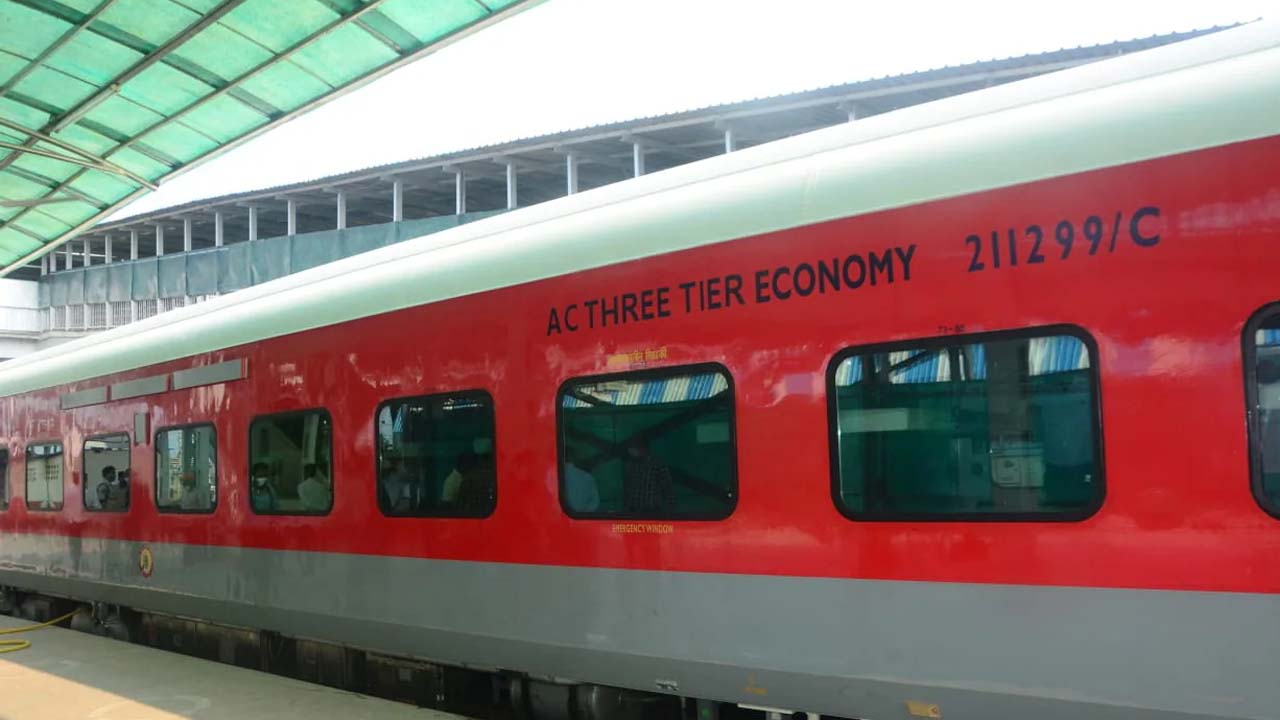 Indian Railway | రైల్వేలో థర్డ్‌ ఏసీకి భారీగా డిమాండ్‌.. ఐదేళ్లలో భారీగా పెరిగిన ఆదాయం..!