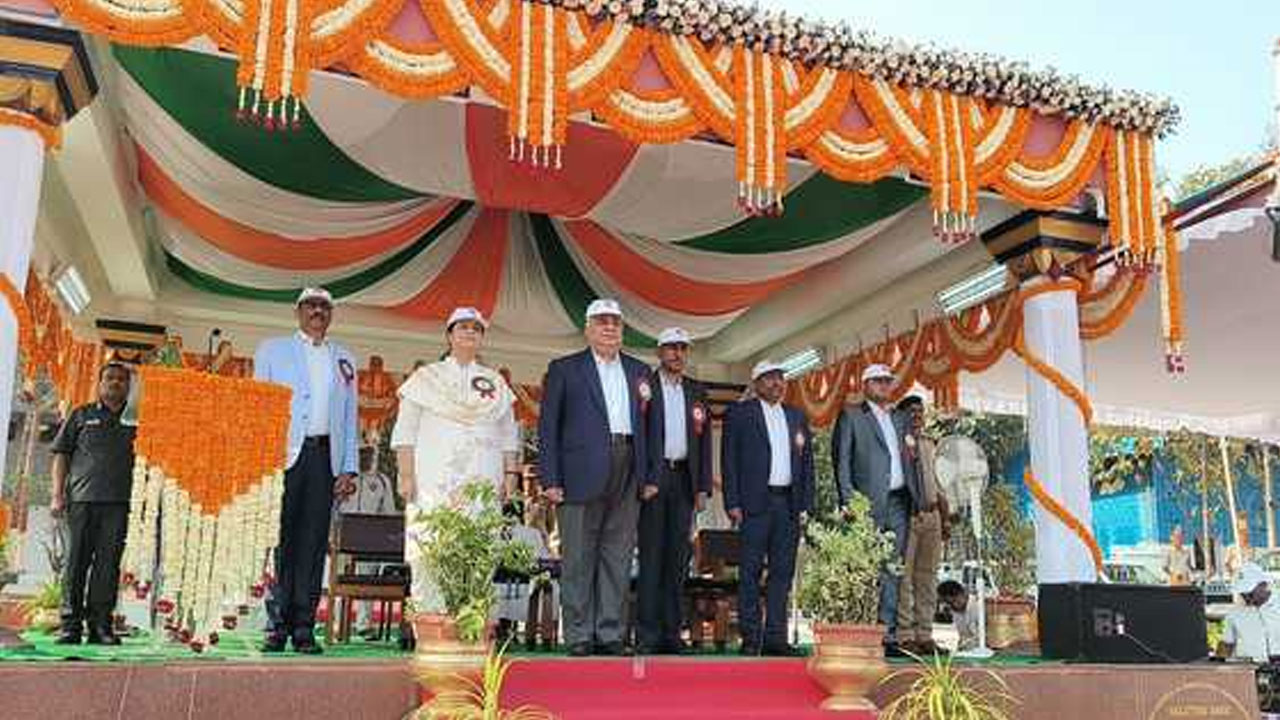 Ravi Gupta | సవాళ్లతో కూడుకున్న జైళ్ల ఉద్యోగాలు.. క్రీడలతో ఒత్తిడి జయించొచ్చు: ఐపీఎస్‌ రవి గుప్తా