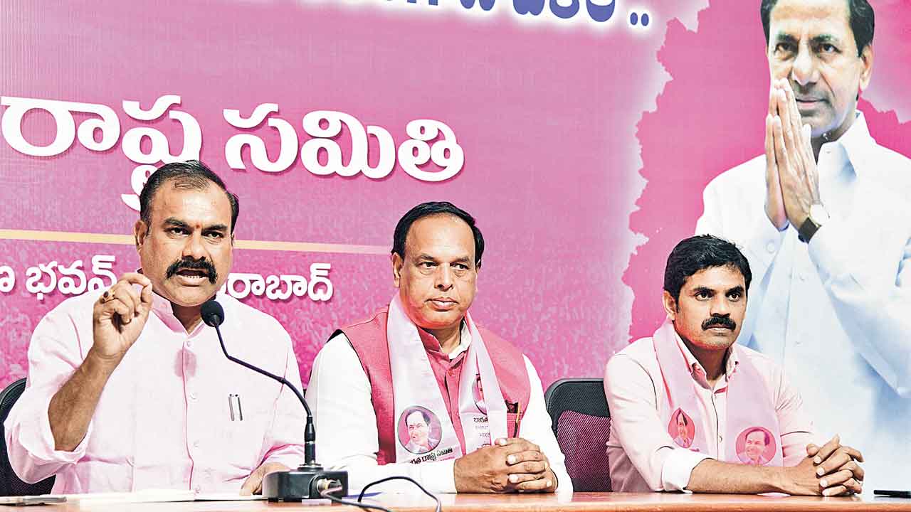నయాపైసా ఇవ్వనందుకే బల్లలు చరిచారా?