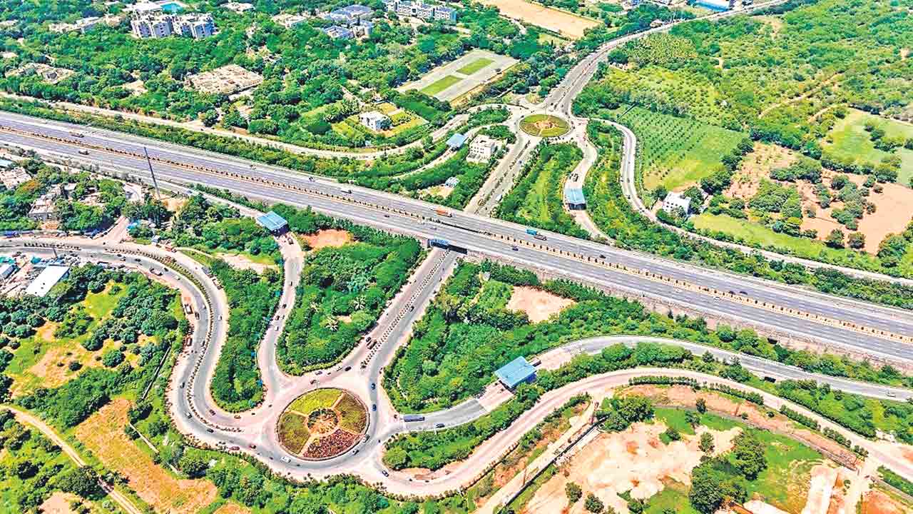 RRR | ట్రిపుల్‌ఆర్‌పై అయోమయం.. మార్చిన అలైన్‌మెంట్‌ అమలుకు తంటాలు పడుతన్న రేవంత్‌ సర్కారు!