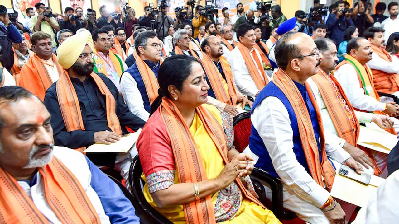 Delhi | రేఖా గుప్తాతోపాటు ప్రమాణం చేయనున్న మంత్రులు వీరే..