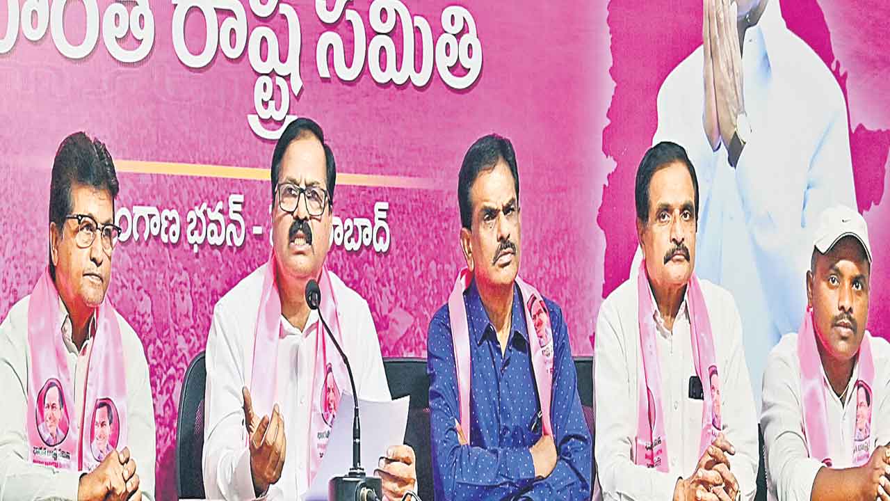 కాంగ్రెస్‌ పాలనలో విశ్రాంత ఉద్యోగుల అరిగోస