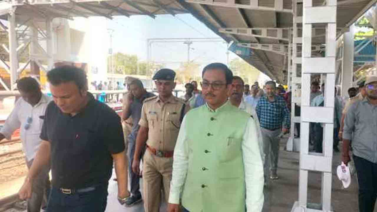 SCR GM  | మరో మూడేండ్లలో డబ్లింగ్‌ పనులు పూర్తి : ఎస్‌సీఆర్‌ జీఎం