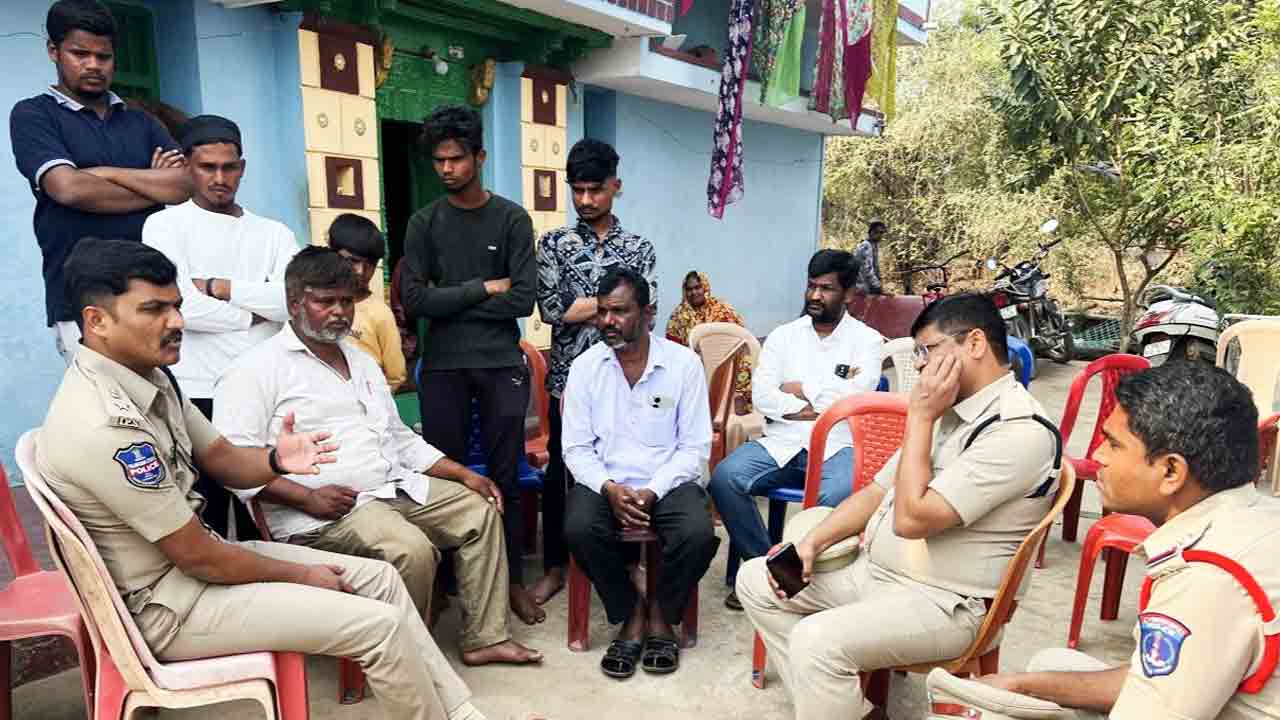 ఏ క్షణమైనా అందుబాటులో ఉంటాం.. ఆలియా బేగం మృతిపై ఎస్పీ ఆరా..