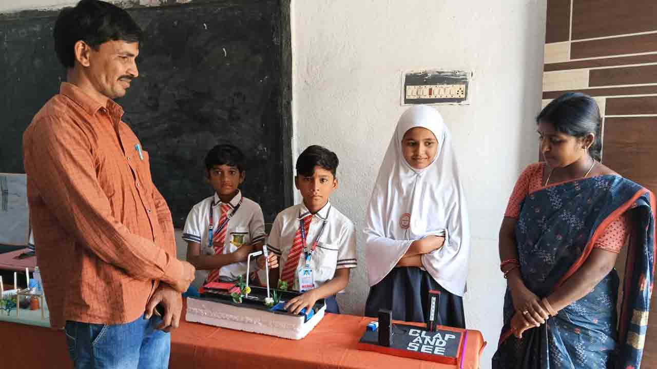 విద్యార్థుల నైపుణ్యాన్ని వెలికి తీసే సైన్స్‌ ఫెయిర్‌..!
