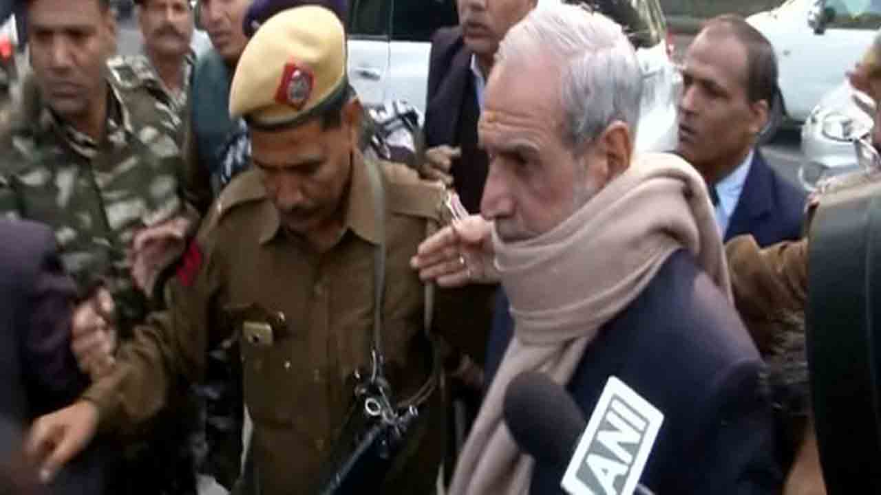 Sajjan Kumar | తండ్రీ కొడుకులను తగులబెట్టిన కేసు.. కాంగ్రెస్‌ మాజీ ఎంపీ సజ్జన్‌ కుమార్‌కు జీవిత ఖైదు