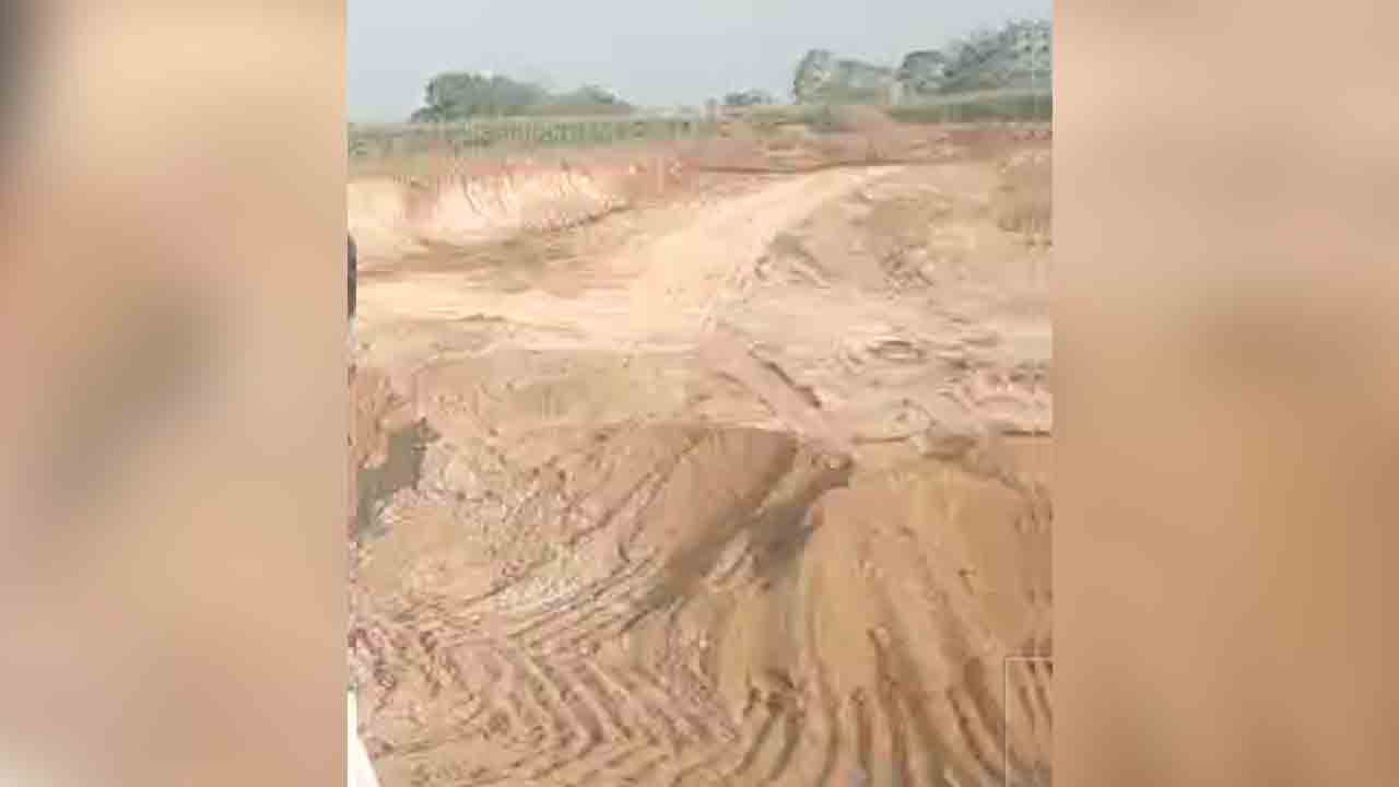 Sand Mafia | ఇసుక మాఫియా ప్రభుత్వం.. ఆదాయానికి గండి కొడుతున్నా డోన్ట్‌ కేర్‌.. !