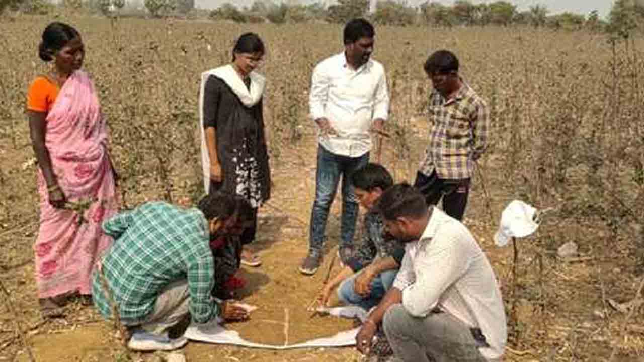 Farmers Awareness | రైతులు భూసార పరీక్షలు, సాగు నీటి సేకరణపై అవగాహన పెంచుకోవాలి