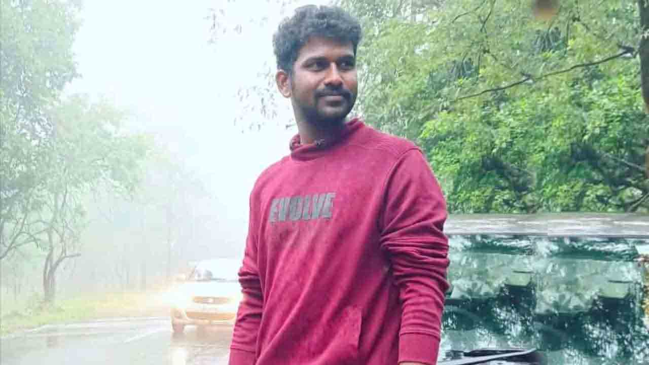 Gunman Srinivas | పటాన్‌చెరులో రోడ్డుప్రమాదం.. ఎమ్మెల్యే కాలె యాదయ్య గన్‌మెన్‌ మృతి