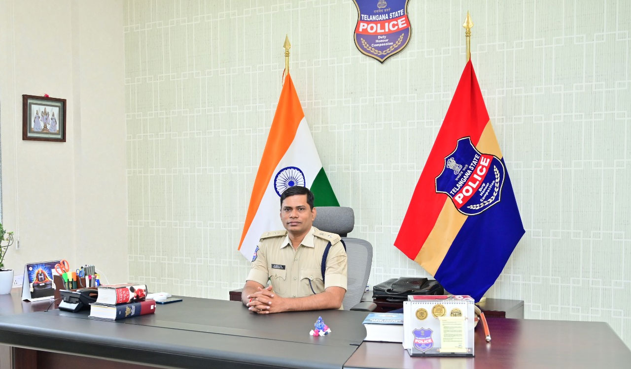 Srinivasa Rao | ఇసుక అక్రమ రవాణా.. డంపింగ్ చేసినా క్రిమినల్ కేసులు: గద్వాల ఎస్పీ శ్రీనివాస రావు