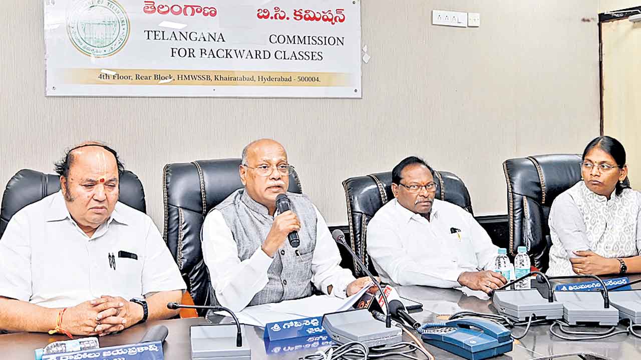 రీసర్వేపై ప్రజలకు అవగాహన కల్పించాలి