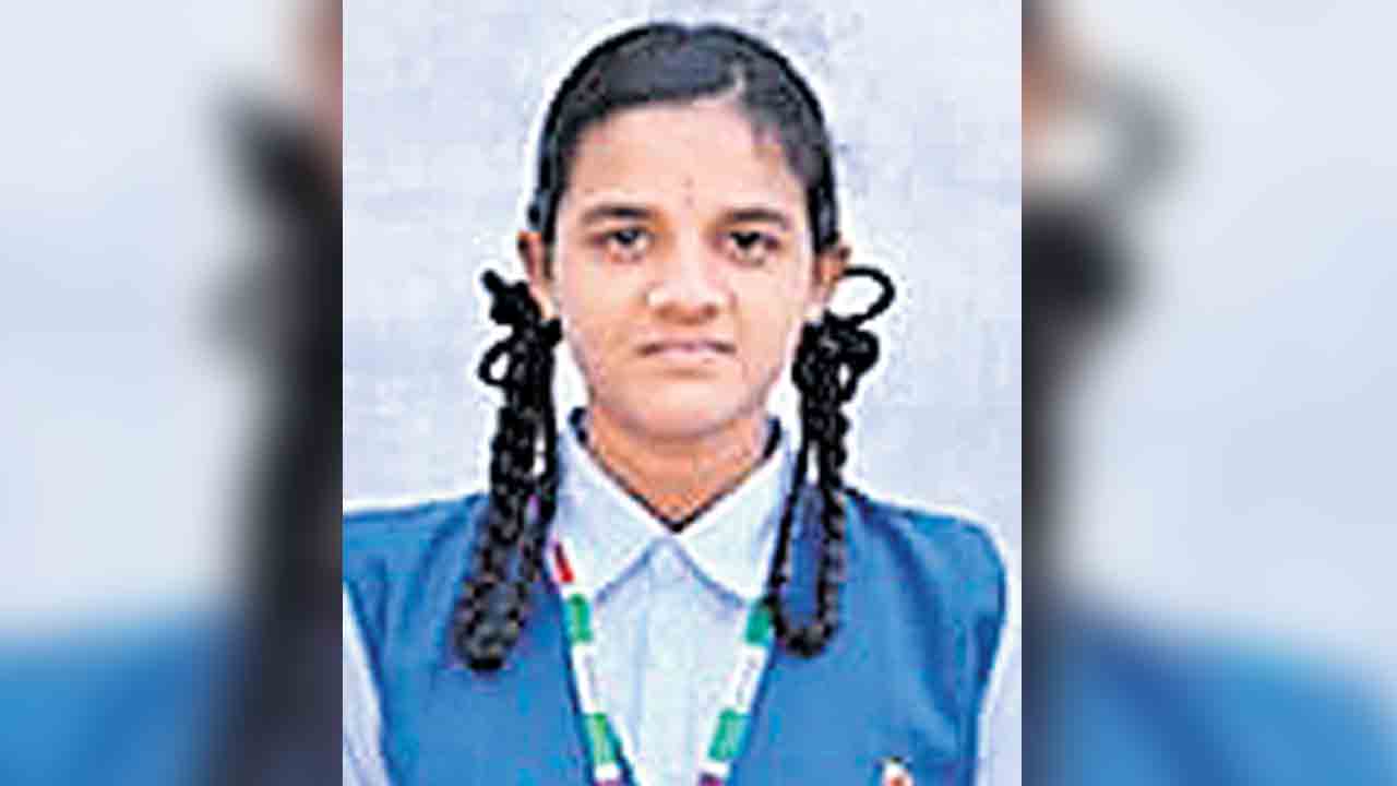 స్కూల్‌కు వెళ్తుండగా గుండెపోటు