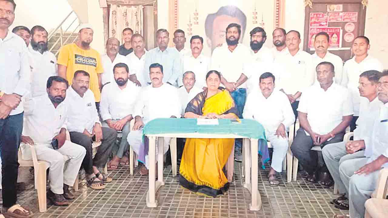 డంపింగ్‌ యార్డును అడ్డుకుందాం