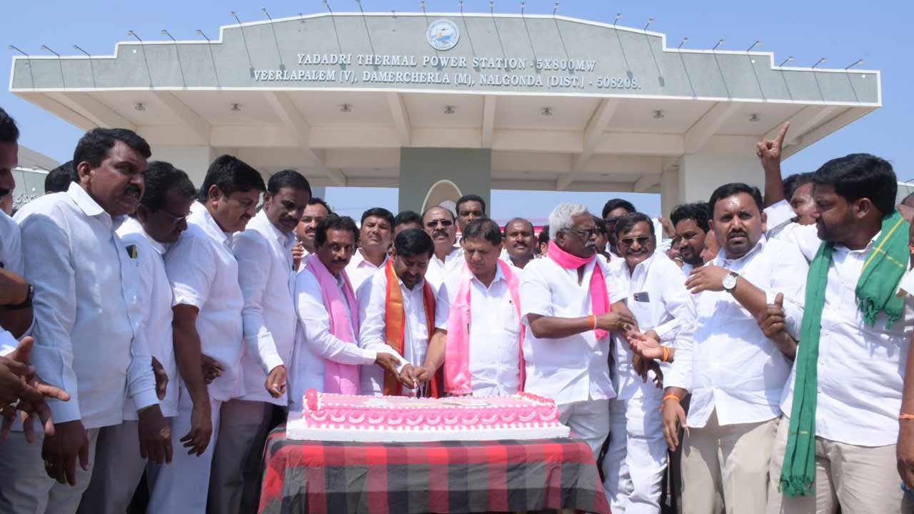 కేసీఆర్‌కు జేజేలు