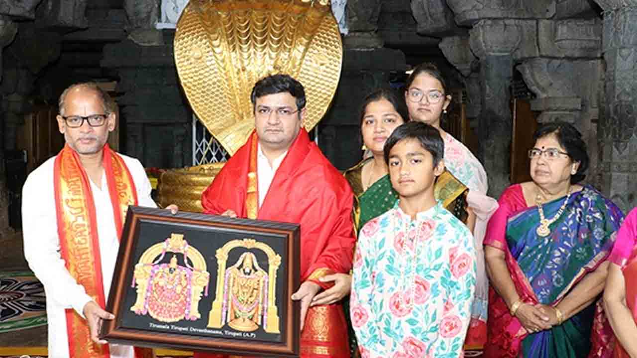 TTD Board Member | టీటీడీ బోర్డు ఎక్స్అఫిషియో సభ్యునిగా దేవాదాయశాఖ సెక్రటరీ ప్రమాణం