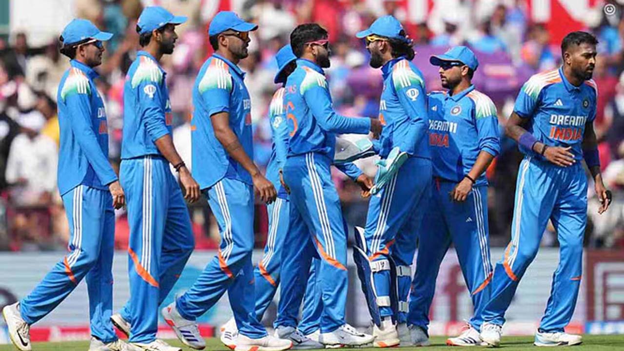 IND vs ENG ODI | నాగ్పూర్ వన్డేలో మూడు వికెట్లు కోల్పోయిన ఇంగ్లాండ్..! హర్షిత్ రాణాకు రెండు వికెట్లు..