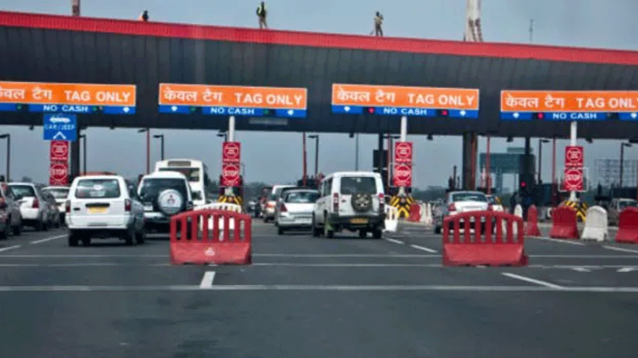 Toll taxes | దారుణంగా ఉన్న రోడ్లకు టోల్‌ ఎందుకు కట్టాలి?.. ఎన్‌హెచ్‌ఏఐని ప్రశ్నించిన హైకోర్టు