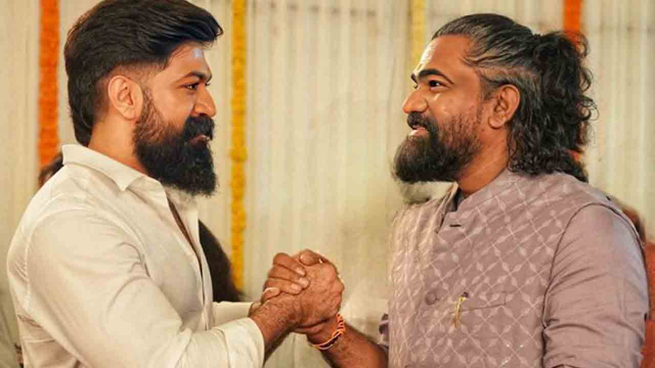 Toxic The Movie | ఒకేసారి రెండు భాషల్లో.. తొలి భారతీయ సినిమాగా యశ్‌ టాక్సిక్‌ అరుదైన ఫీట్‌..!