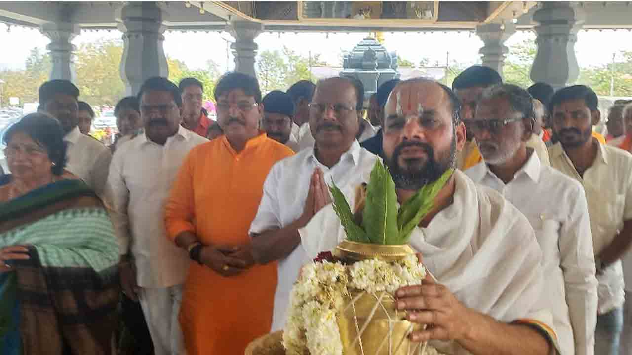 Tripura Governor | అపురూప వెంకటేశ్వర స్వామి ఆలయాన్ని దర్శించుకున్న త్రిపుర గవర్నర్