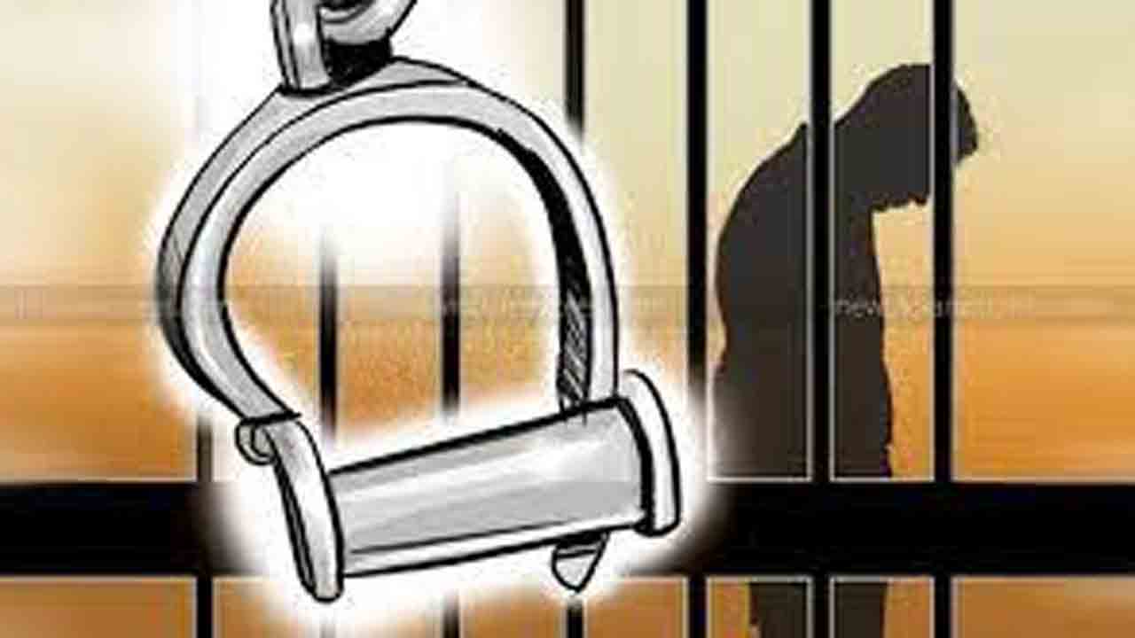 మతిస్థిమితం లేని మహిళపై లెంగిక దాడి ఇద్దరు నిందితుల అరెస్ట్‌