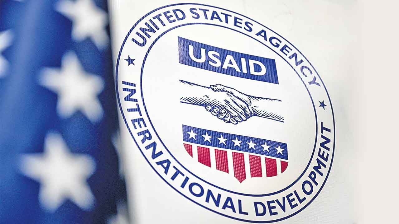 2 వేల మంది యూఎస్‌ ఎయిడ్‌ ఉద్యోగులపై వేటు