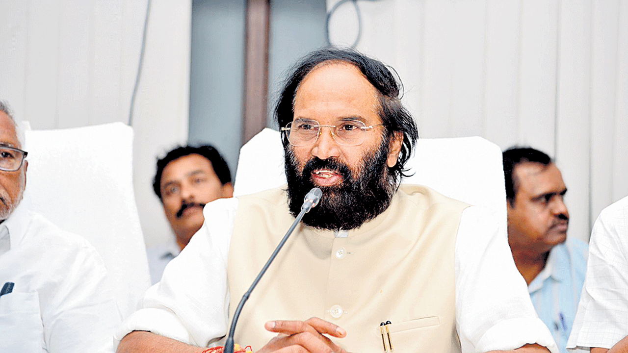 లబ్ధిదారుల లిస్టులో పేరుంటే రేషన్‌