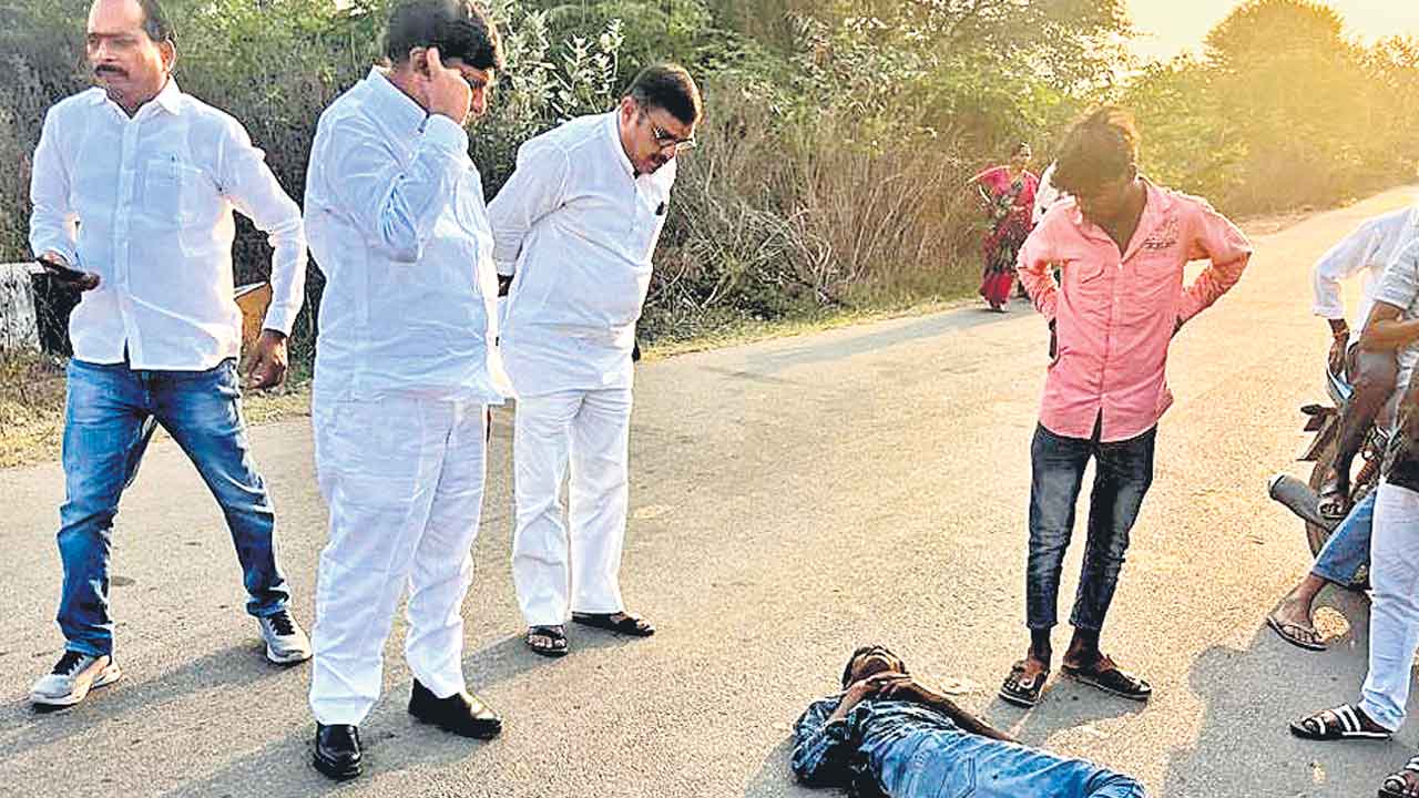 బాధితులకు చేయూతనివ్వాలి : మాజీ ఎంపీ వినోద్‌