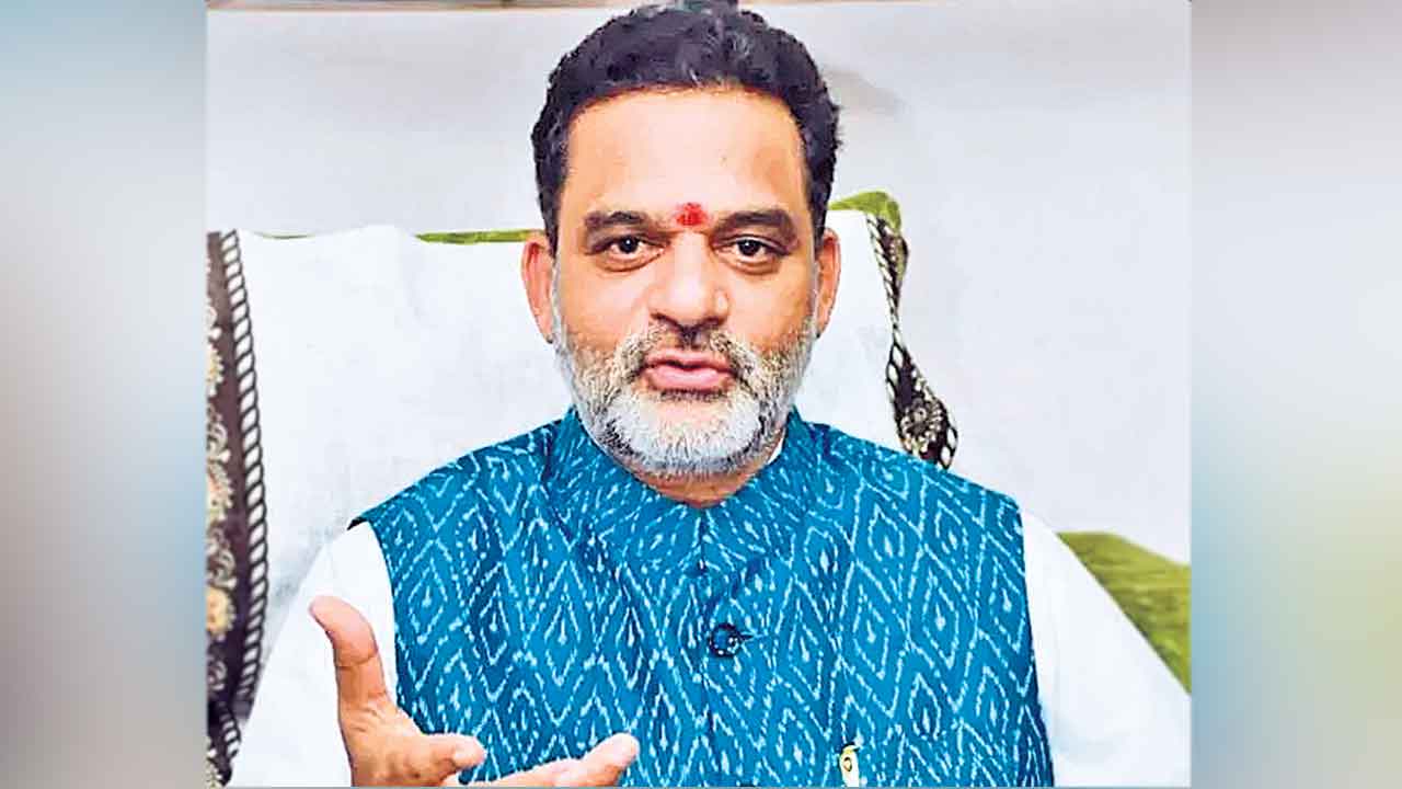 బీసీల అణచివేతకు రహస్య కుట్రలు