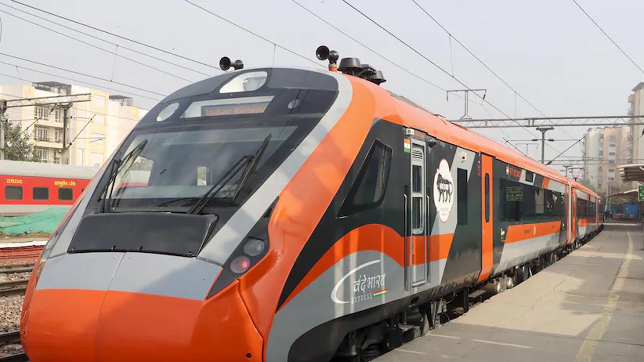 Vande Bharat sleeper | పట్టాలెక్కనున్న తొమ్మిది వందే భారత్‌ స్లీపర్‌ రైళ్లు..! ప్రణాళికలు సిద్ధం చేస్తున్న రైల్వేశాఖ..!