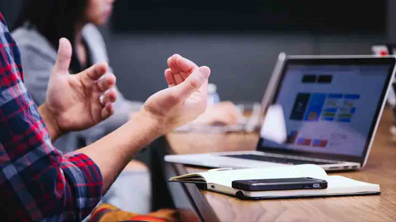 Viral news | నోటీస్‌ పీరియడ్‌లో రెండు లీవులు.. ఉద్యోగం నుంచి తీసేసిన సంస్థ..!