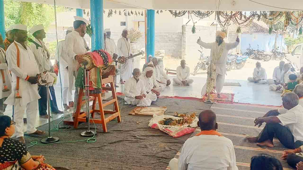 Annu Maharaj | ప్రతి ఒక్కరూ భక్తి మార్గంలో నడవాలి : అన్ను మహారాజ్