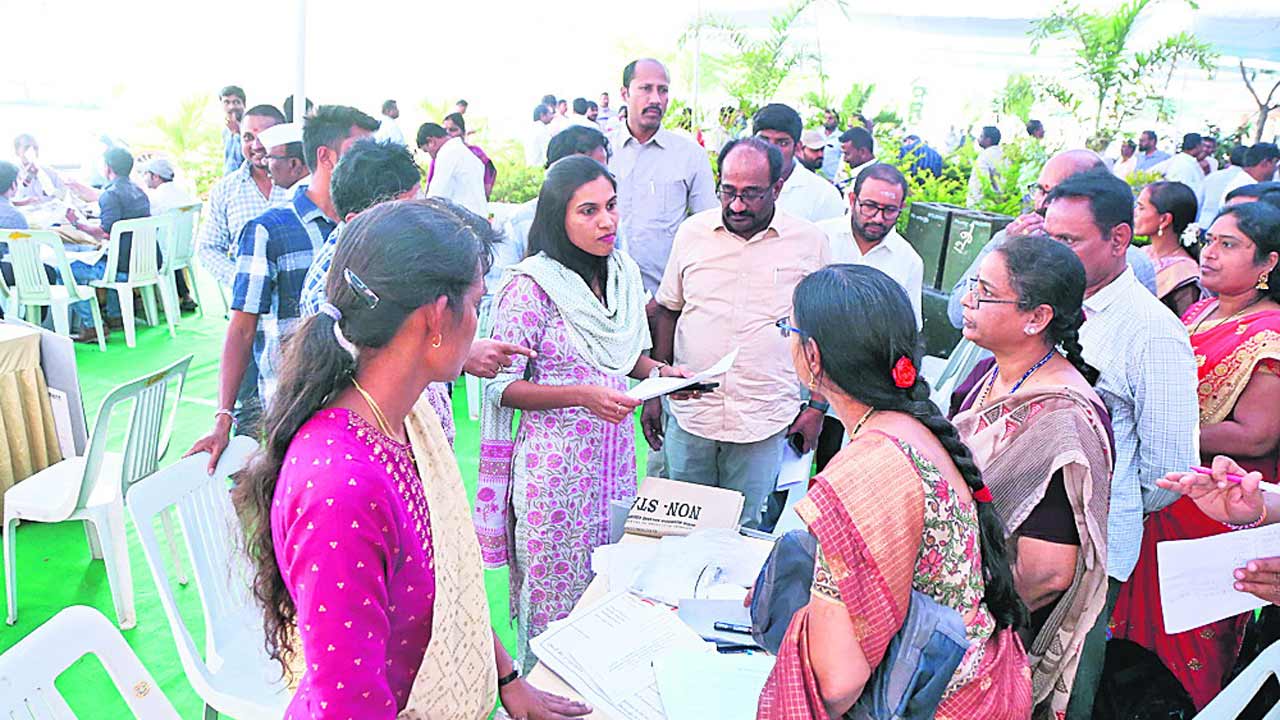 ఎమ్మెల్సీ ఎన్నికలకు సర్వం సిద్ధం