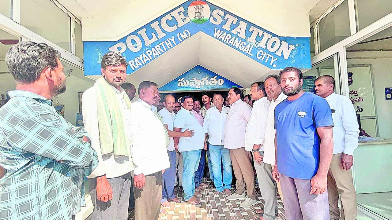 అధికార దర్పంతో అక్రమ అరెస్ట్‌లు తగదు