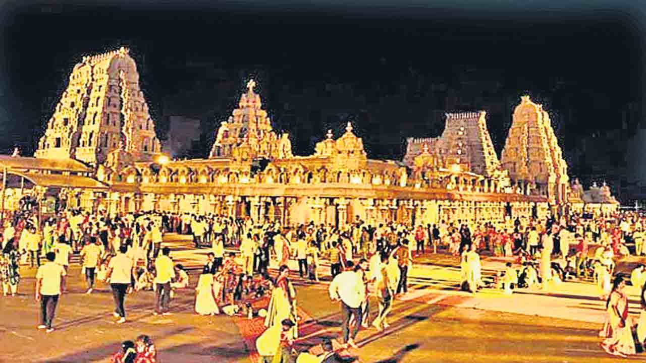 మార్చి 1నుంచి యాదగిరిగుట్ట వార్షిక బ్రహ్మోత్సవాలు