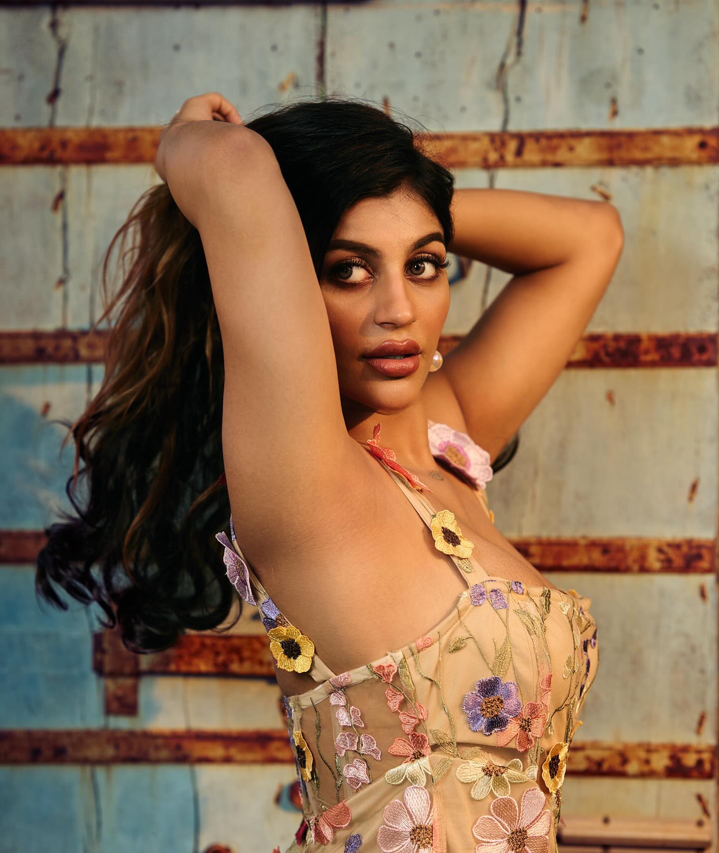 Yashika Aannand (10)
