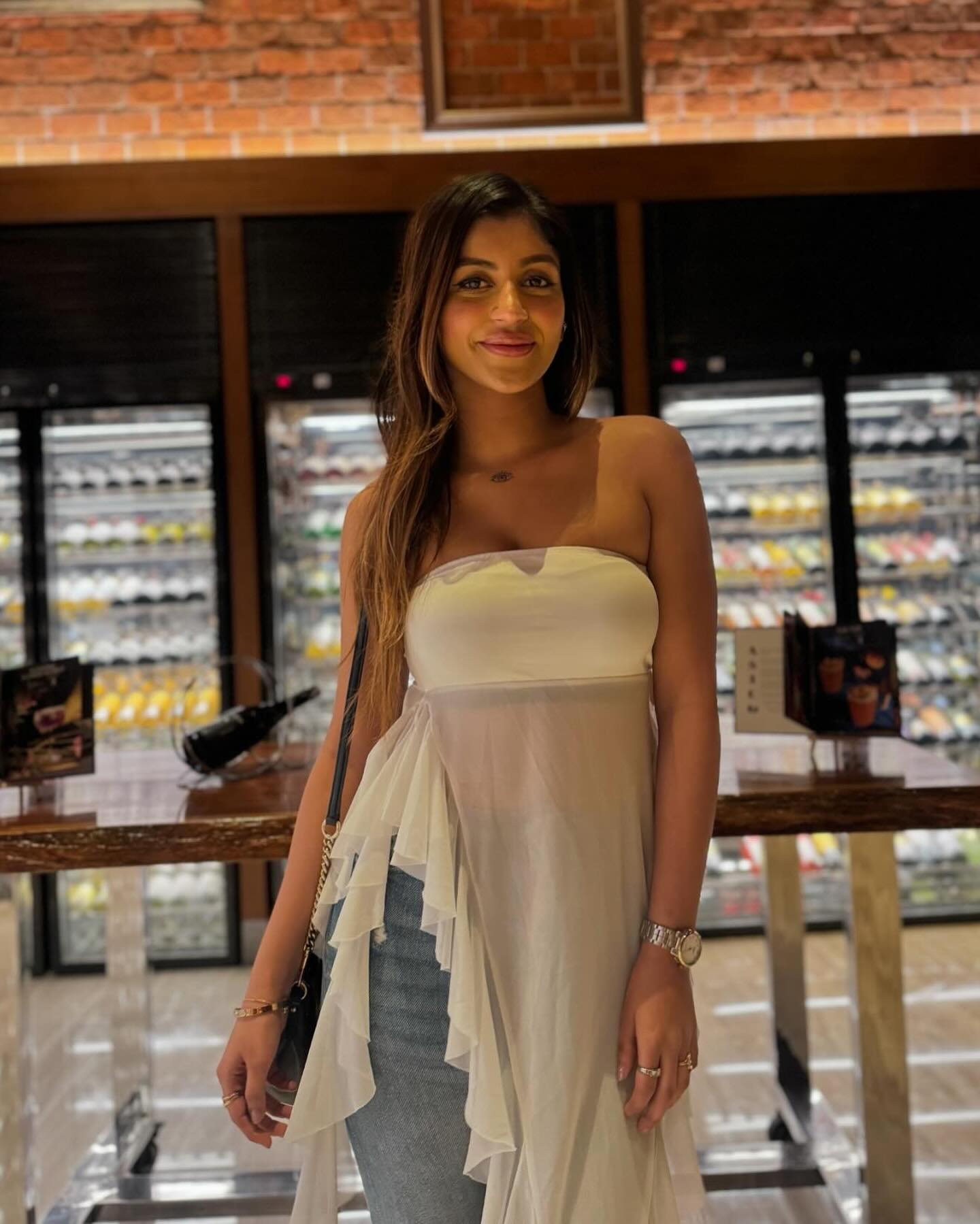 Yashika Aannand (4)