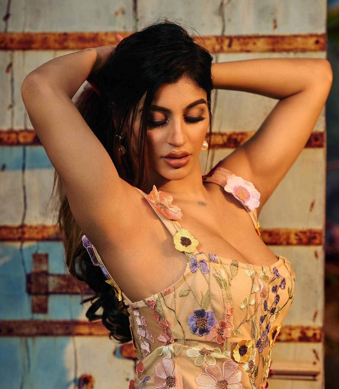 Yashika Aannand (8)