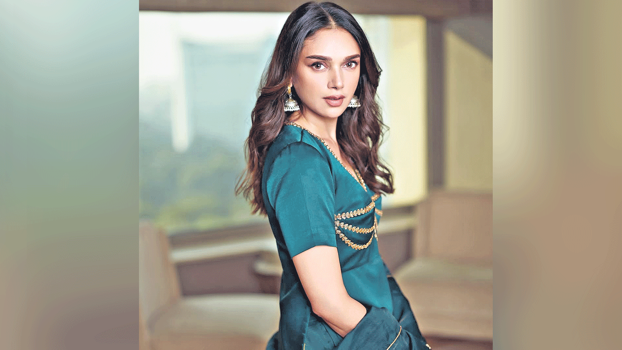 వింటేజ్‌ ఫీల్‌తో నేటి ప్రేమకథ