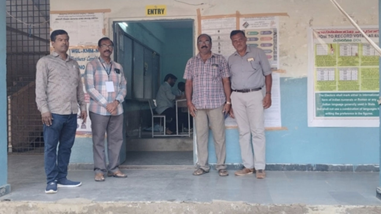 Bonakallu | ఓటర్లు 34 మంది, సిబ్బంది 32 మంది..! ఇదీ ఓ పోలింగ్ కేంద్రంలోని పరిస్థితి