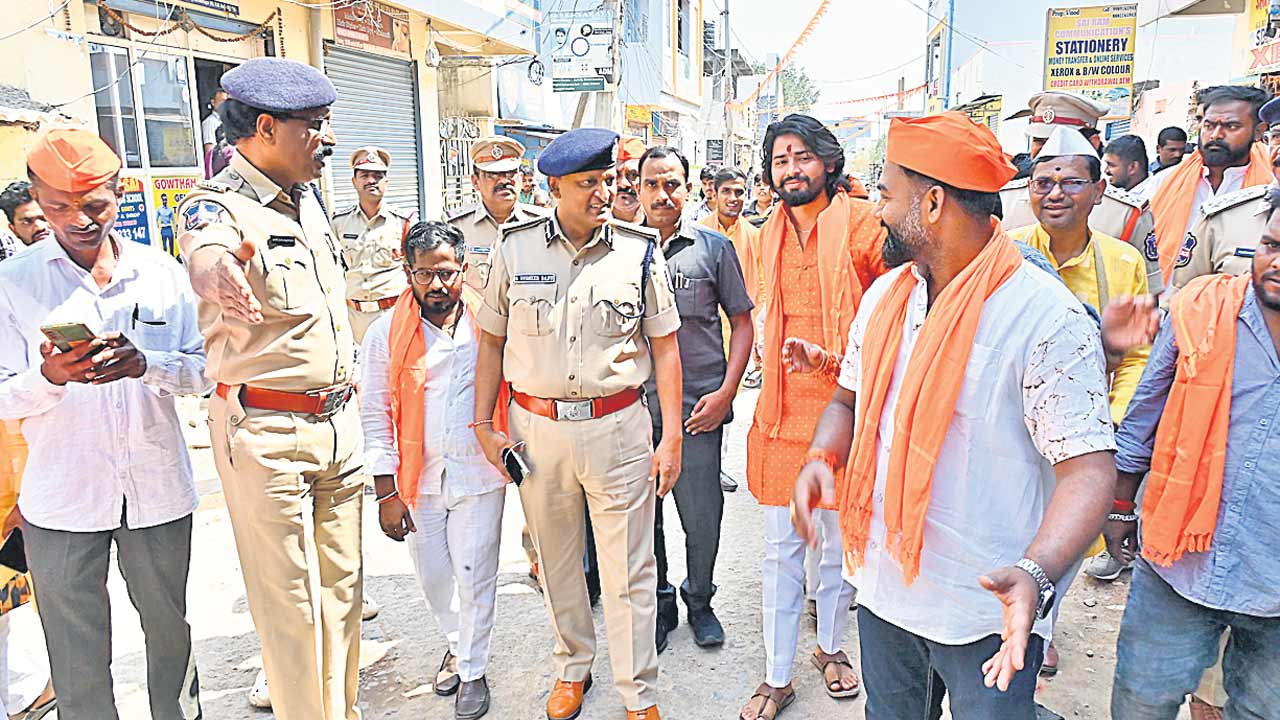 కిడ్నాపర్ల అరెస్ట్‌..!