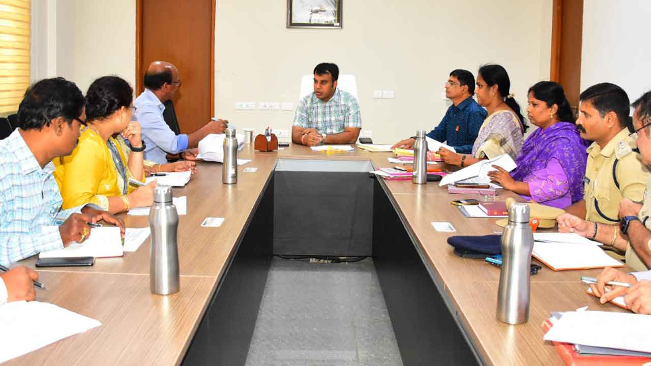 Deet app | డీఈఈటీ యాప్‌లో 15 రోజులలో విద్యార్థులు నమోదయ్యేలా చర్యలు : సందీప్ కుమార్ ఝా