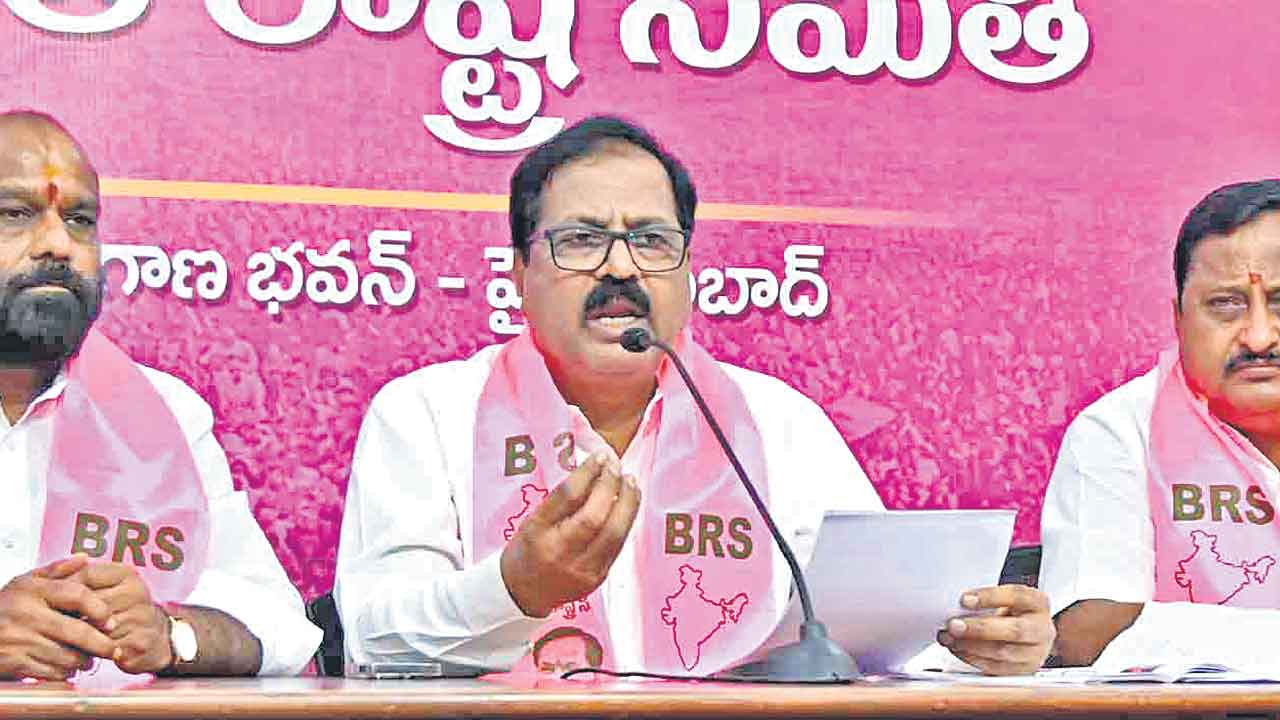 మొక్కలు నాటేందుకు అనుమతిస్తే నేరమా?
