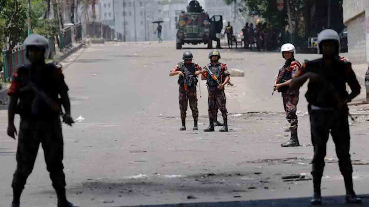 Bangladesh | బంగ్లాదేశ్‌లో ఆపరేషన్‌ డెవిల్‌ హంట్‌.. 1,300 మంది అరెస్ట్‌