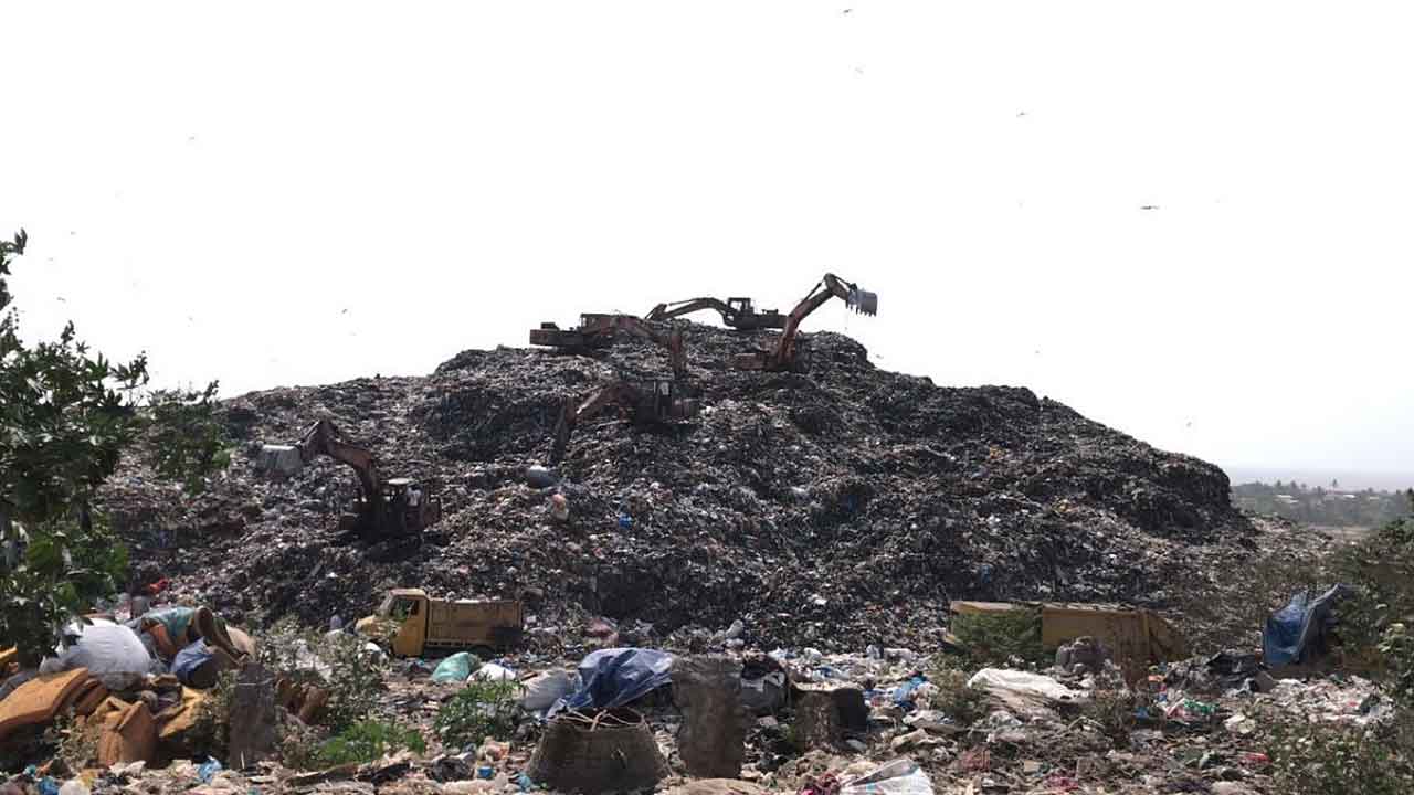 మింగలేక కక్కలేక కాంగ్రెస్‌ నేతల సతమతం