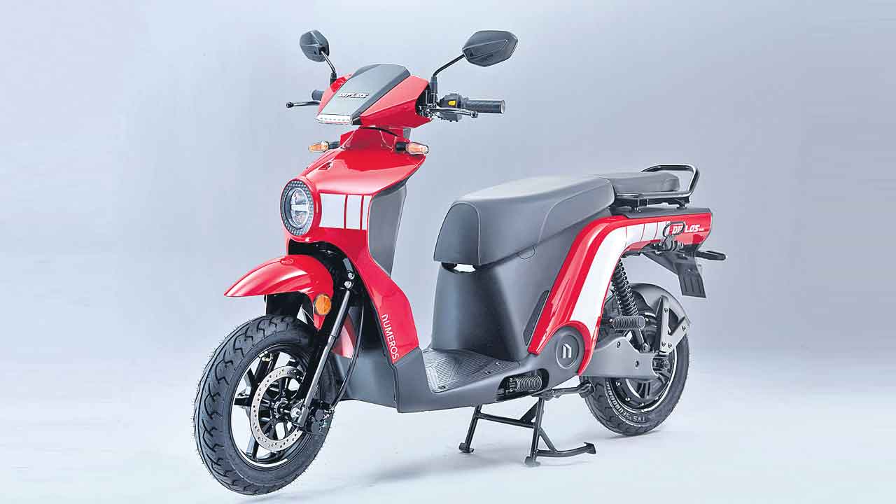 మార్కెట్లోకి డిప్లోస్‌ మ్యాక్స్‌