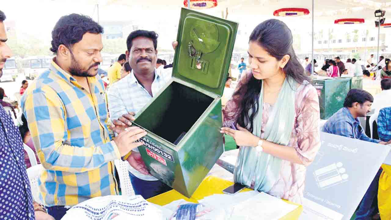 నేడు ఎమ్మెల్సీ ఎన్నికల పోలింగ్‌