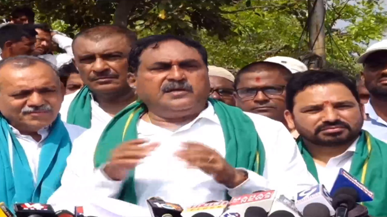 Errabelli Dayaker Rao | అబద్ధాలు చెప్పి బీజేపీ.. బోగ‌స్ మాట‌లు చెప్పి కాంగ్రెస్ అధికారంలోకి : ఎర్ర‌బెల్లి ద‌యాక‌ర్ రావు