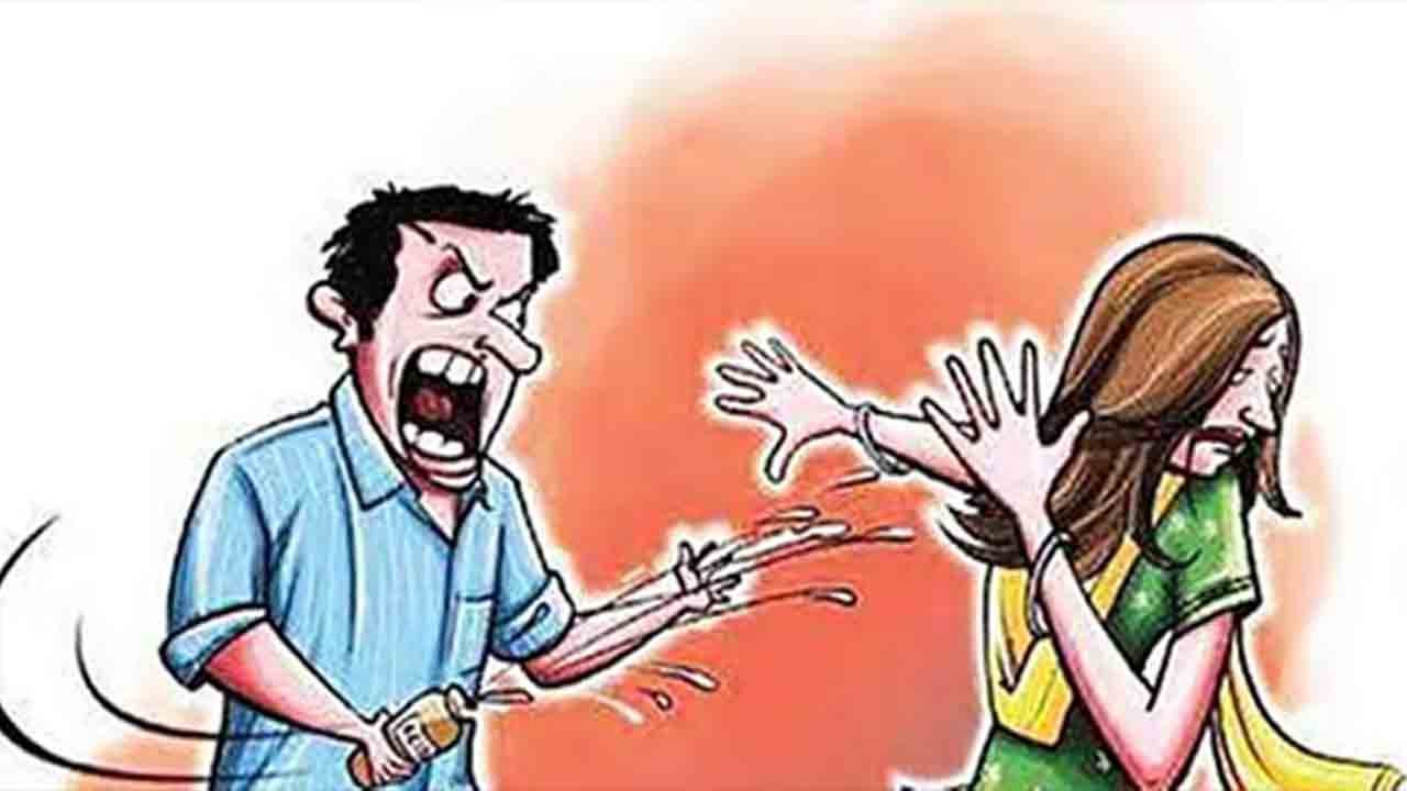 Hyderabad | హెయిర్ అండ్ మేకప్ స్టూడియోలో ఘర్షణ.. మహిళపై దాడి