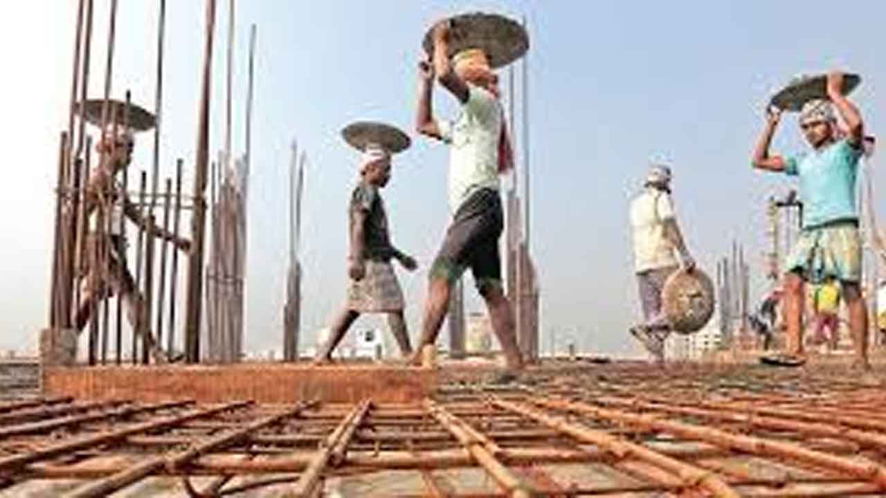 Hyderabad | నగరంలో భవన నిర్మాణ కార్మికులకు పనికి ఆహార పథకం ప్రవేశపెట్టాలి